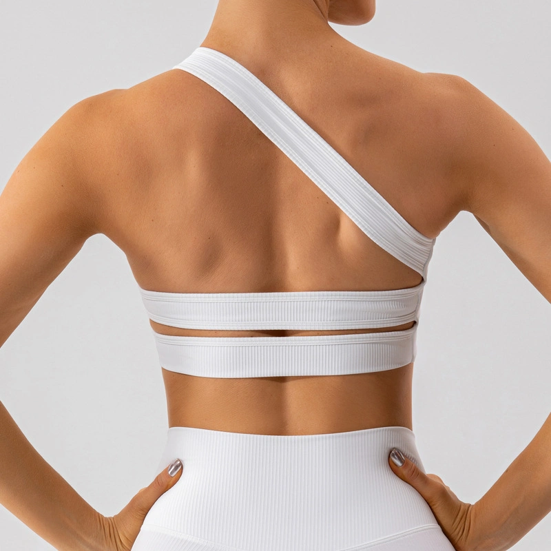 Großhandel/Lieferant Gym Plus Größe Twist Front Cross Back Crop Top Strappy Backless Verstellbare Sport-Bh Frauen