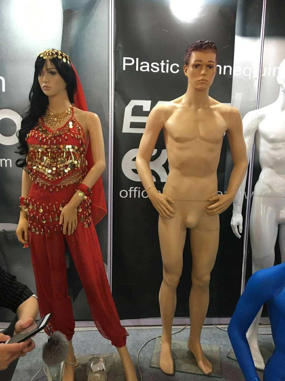 Maniquí de fibra de vidrio con senos grandes y sexy en países europeos