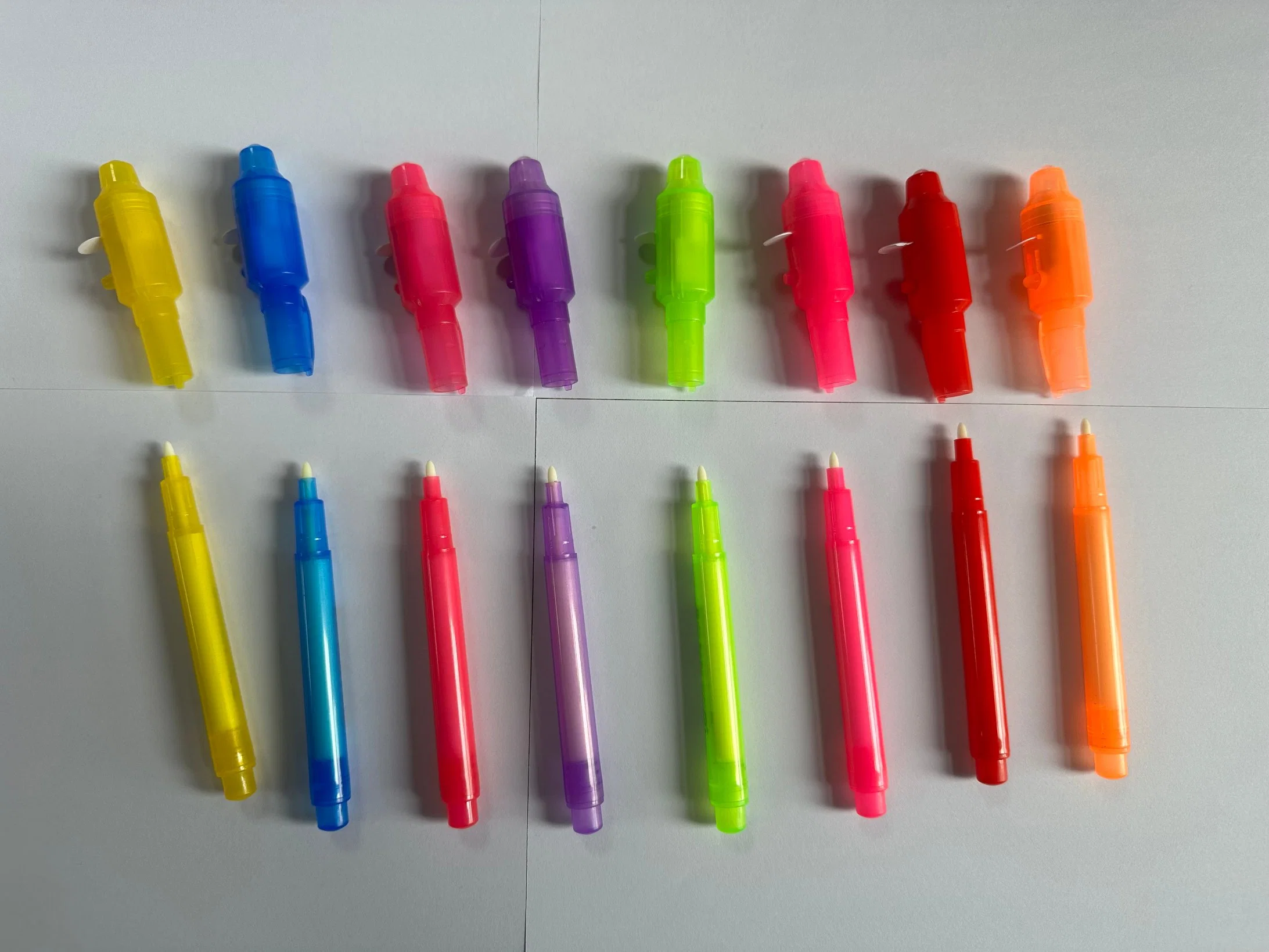 Qualidade superior de canetas de tinta invisível promocionais personalizadas com luz UV LED caneta esferográfica para a festa de aniversário de presentes para crianças