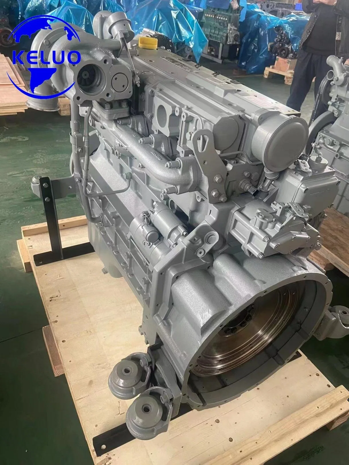 Hot Sale 174kw 2300rpm Deutz Bf6m1013 Mechanical Auto Diesel Engine