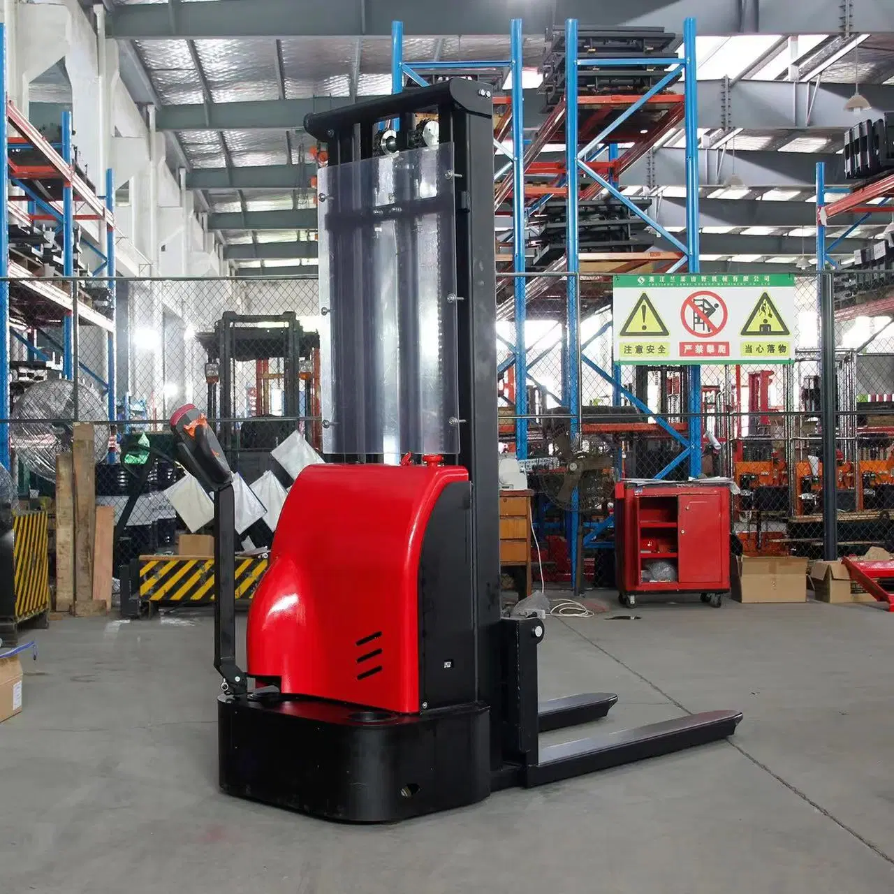 Electric Forklift Affordable 1.5-Ton Stacker Truck with a Maximum Lifting Height of 3-6m, Suitable for Narrow Passages