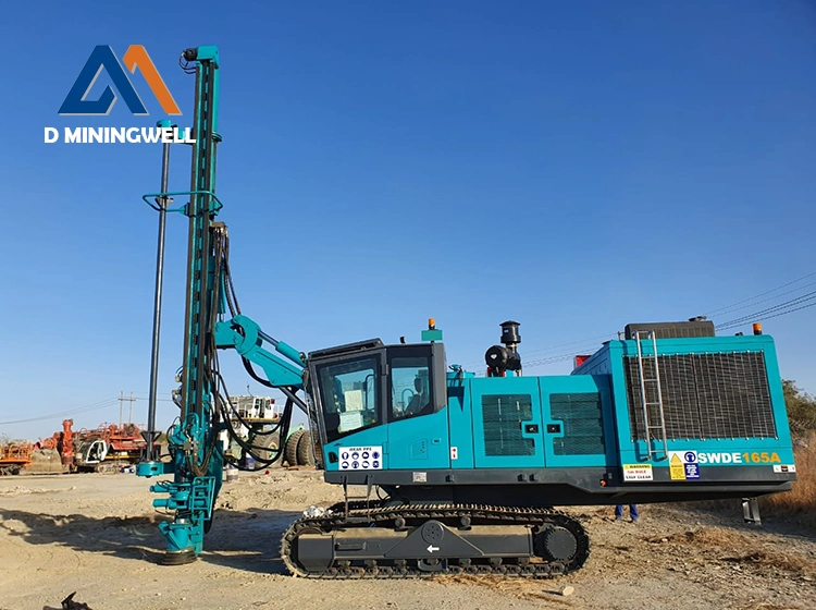 Empfehlen DTH Hammer Drilling Rig Raupenbohrmaschine Bohrmaschine Bohrmaschine Rig Gesteinsbohrer-Bohranlage mit intergriertem DTH-Bohrgerät