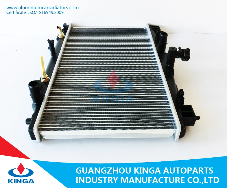 Radiateur de voiture pour Mazda 2 2008-2014 à Zj38-15-200A Zy8415200A.