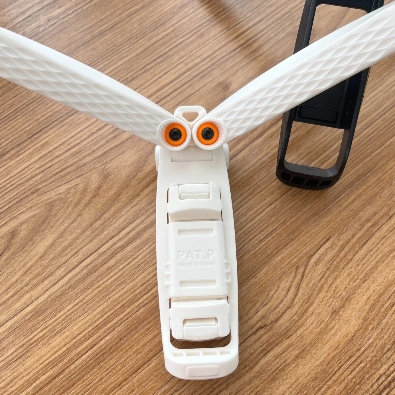 Fashionable Owl Private Pattern Multi-Functional Outdoor Universal Video Creator Black/White Phone Holder Portable Mini Size Mobile Phone Holder