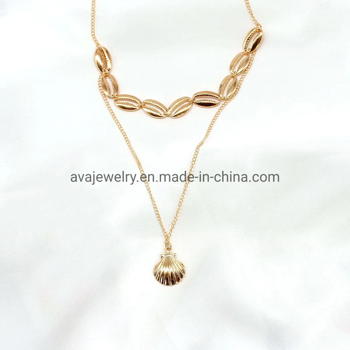 Alloy Gold Plated Fashion Design Multi Layer Imitation Jewelry Bohemia Necklace with Shell Shape