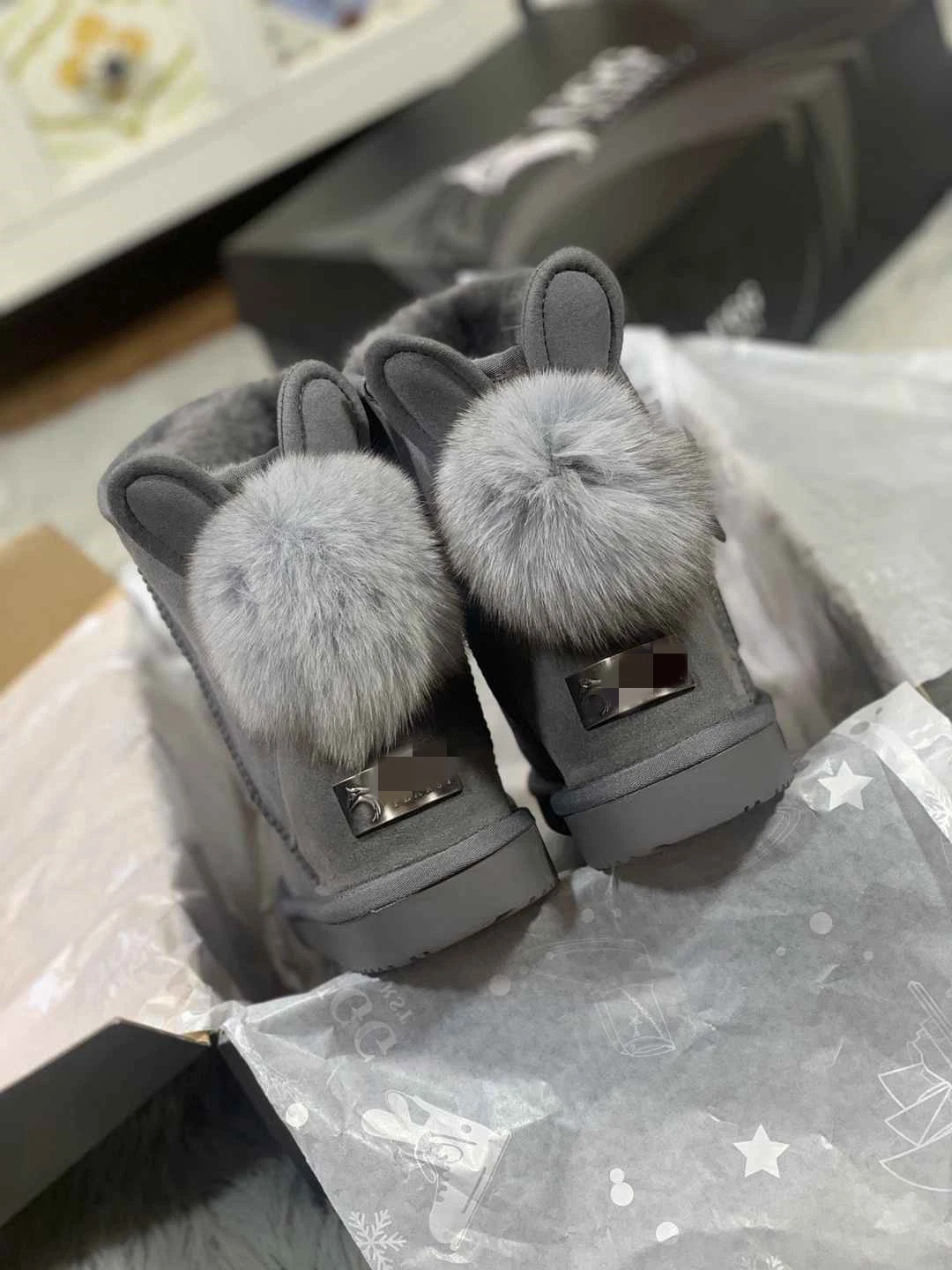 New Sheepskin and Wool All-in-One Ladies MID-Tube Series Snow Boots Clutch Shoes Luxury Shoes Luxury Shoes Ladies Fashion Shoes Sheep Skin Snow Boot