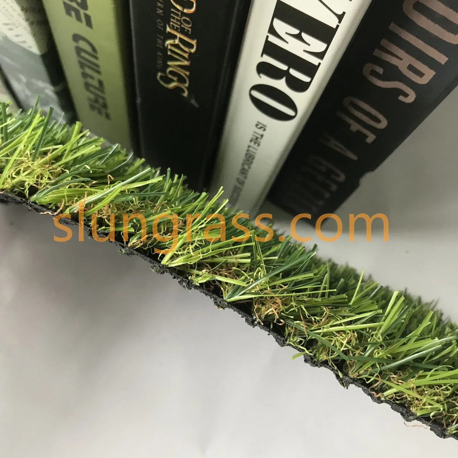 Wholesale/Supplier Artificial Grass Mat Colorful/Rainbow Outdoor Garden 25mm Green in China