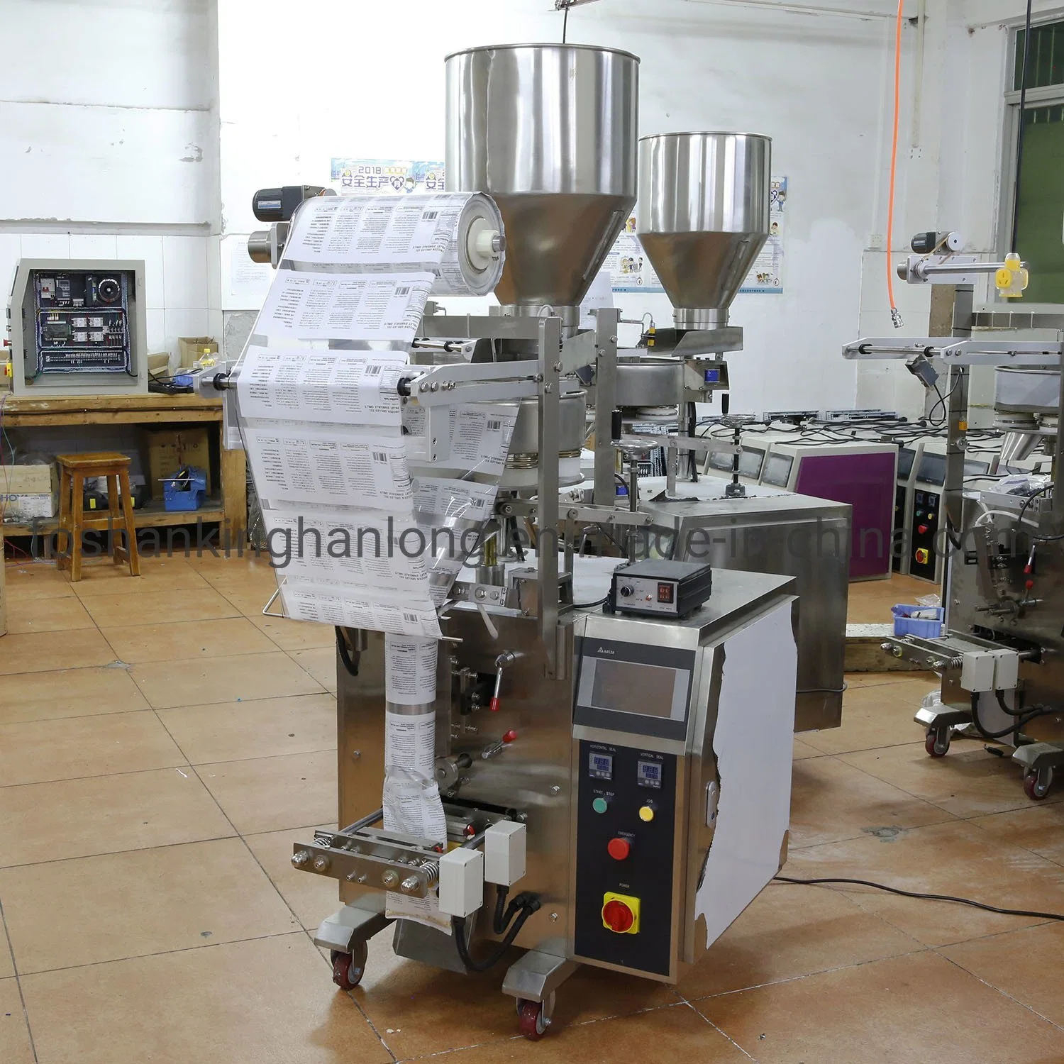 Automatic Food Printing Roasted Coffee Microwave Popcorn Sesame Form Fill Seal Wrapping Flow Packaging Packing Filling Sealing Machine