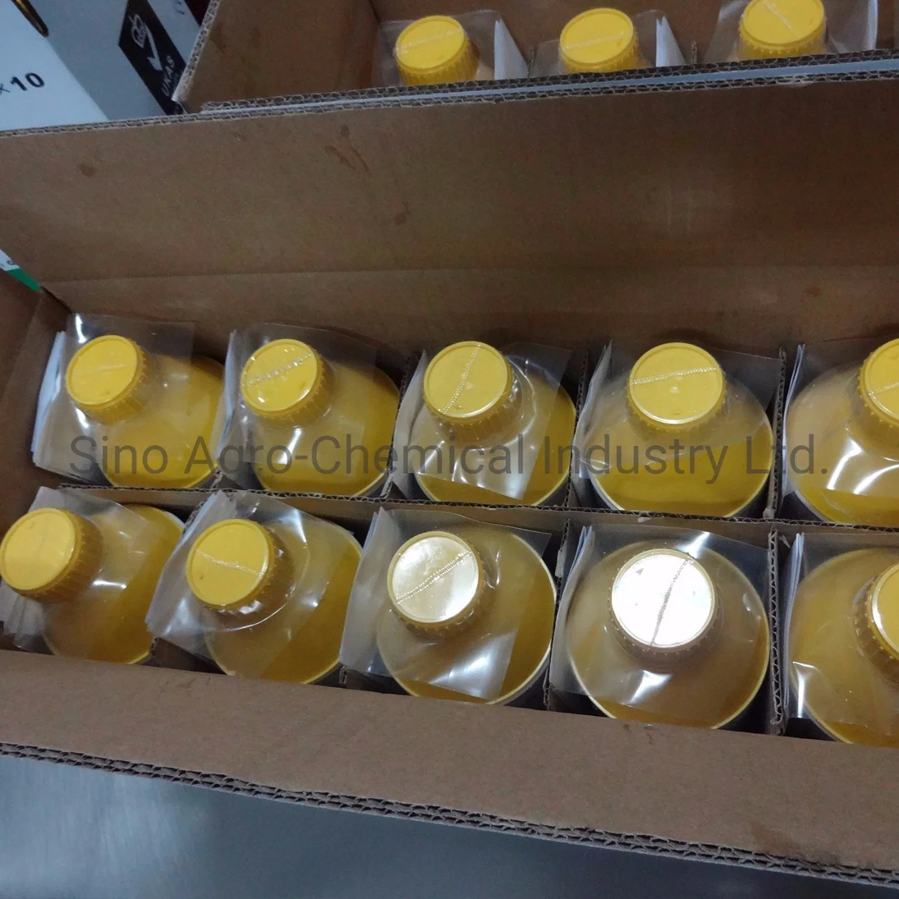 Beta-Cypermethrin 2.5% + Chlorpyrifos 9.5% Ec Insecticide Pesticide