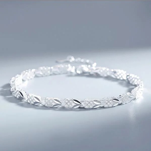 Wholesale/Supplier Simple Girls Heart Shaped Four Leaf Clover Silver Bracelet