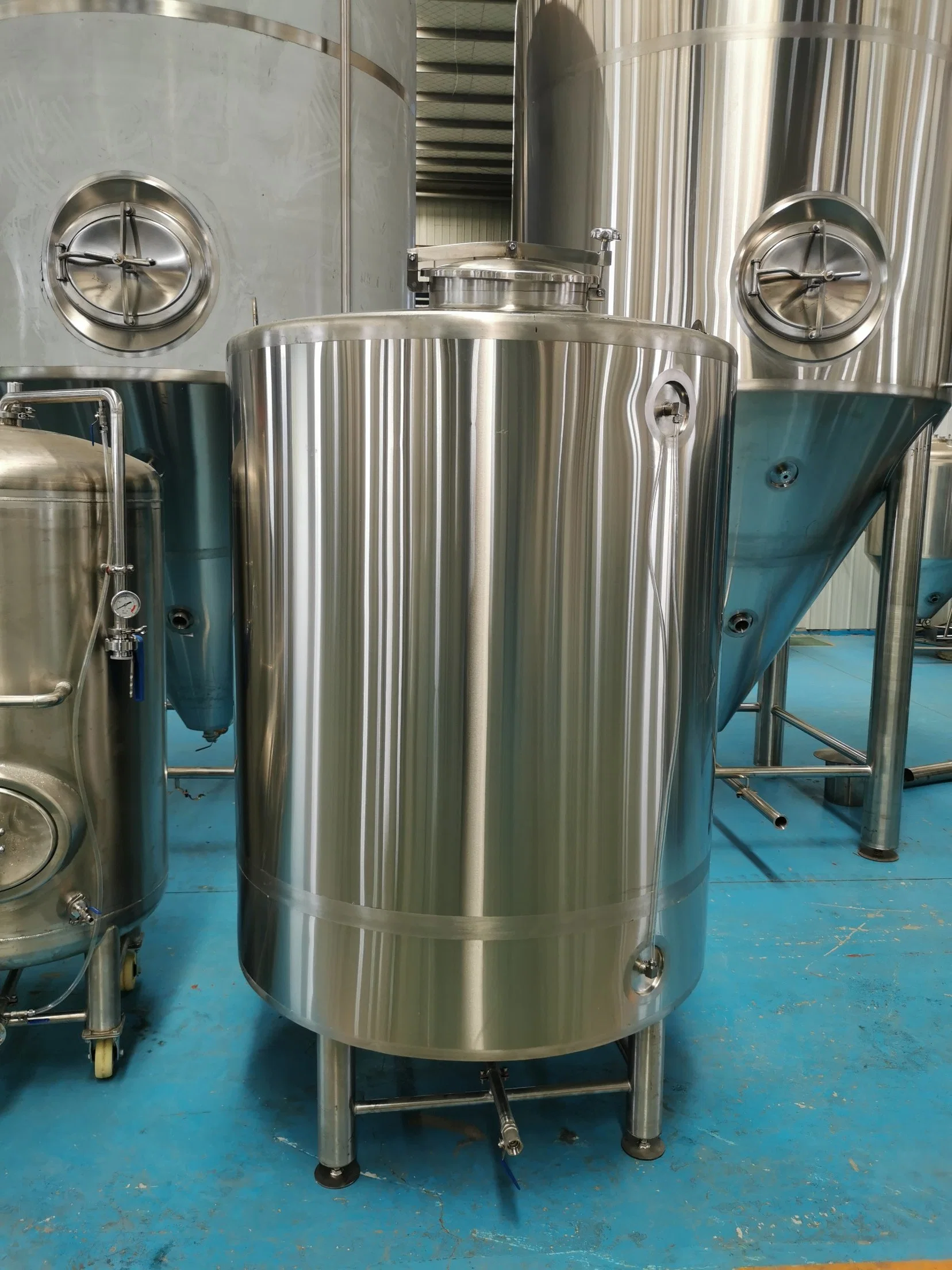 Hot Water Tank for Mashing 2000L Hlt for Brewery System Beer Making Machine