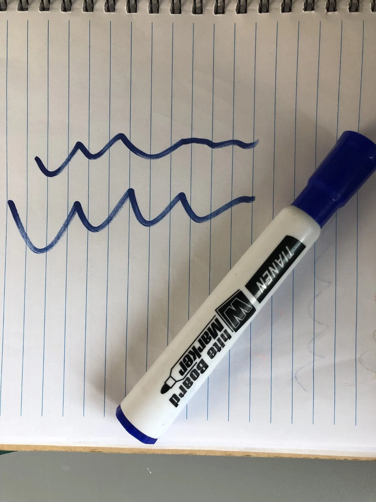 Blue No Erase Oily Permanent Marker Pen with Paint Waterproof