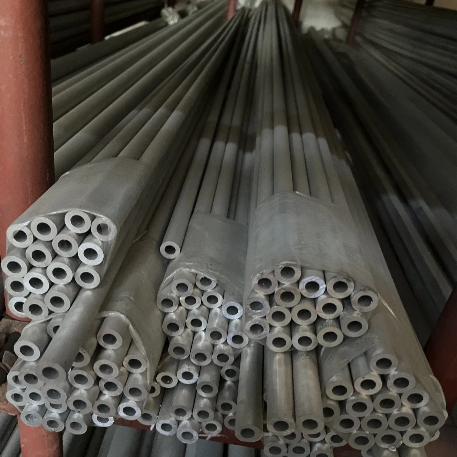 High quality/High cost performance 1050 3003 5005 6061 7075 10 Inch 1mm Aluminum Pipe for Building Material