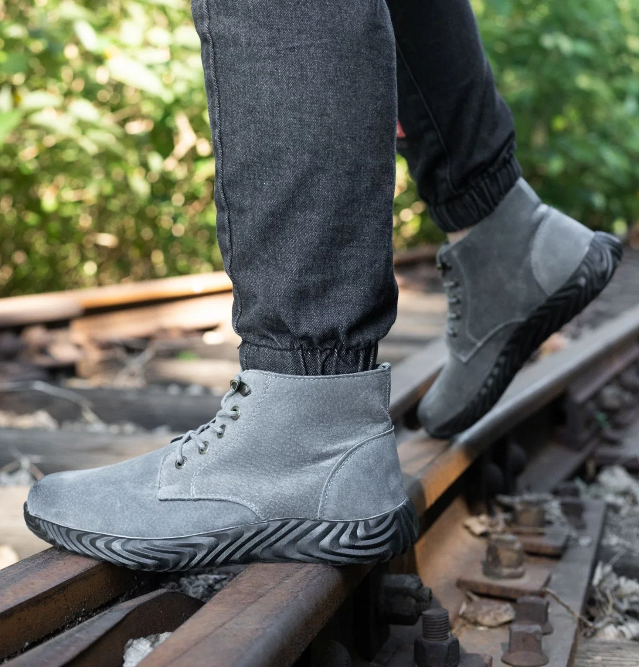 Grey Color Suede Leather Hiking Mens Safety Boots