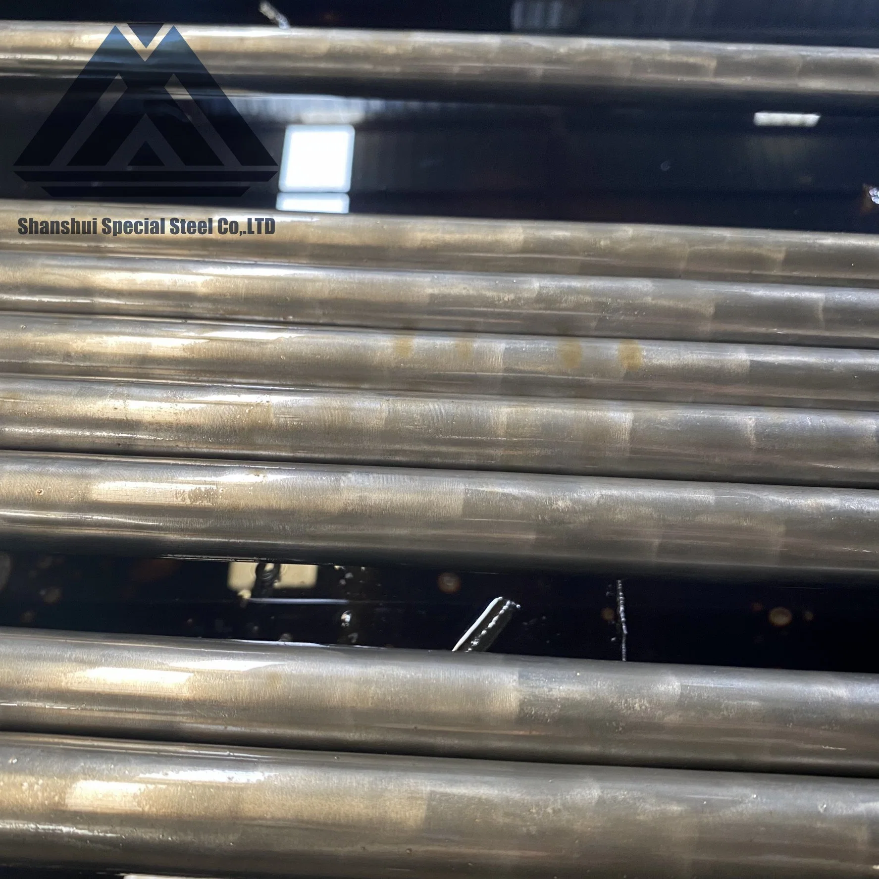 ASTM API 5L X75 DN10~DN1200 Carbon Steel Pipe with Black Varnish