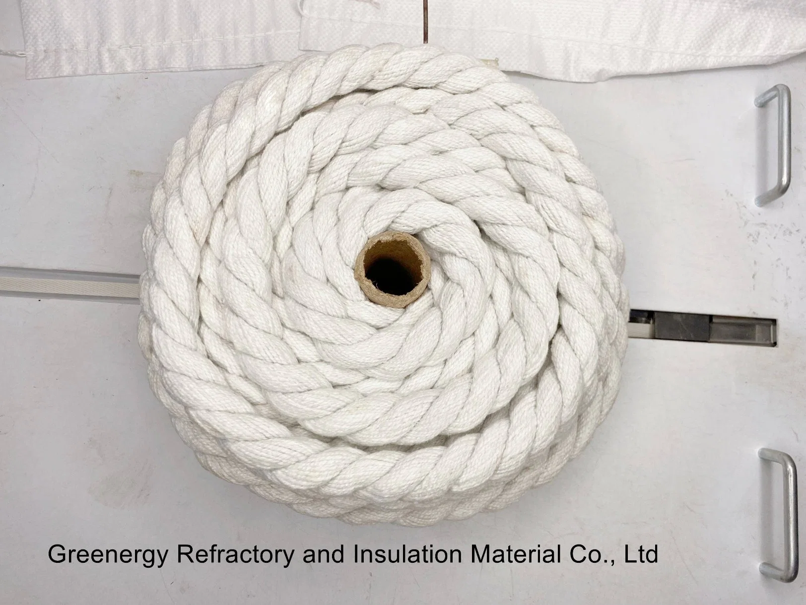 Greenergy High quality/High cost performance Reasonable Price Ceramic Fiber Rope High Temperature Insulation Twisted Round Square Sealing Rope Good Heating Resistant Sealing Material