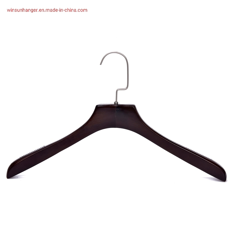 Black Colored Luxury Display Wooden Coat Cheap Hangers with Non Slip Shoulder