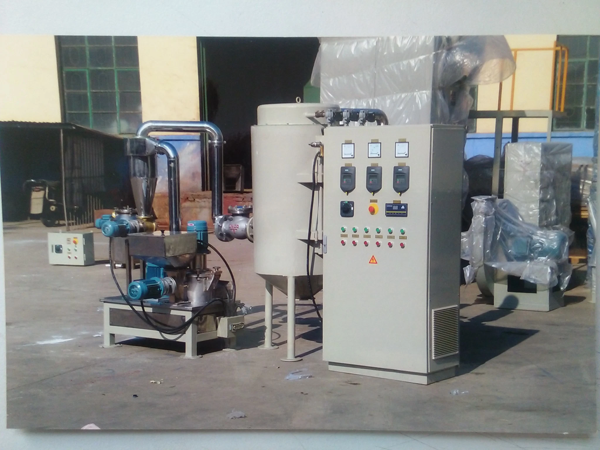 High Level Electrostatic Powder Coating Processing Machines for Powder Coatings Manufacturing