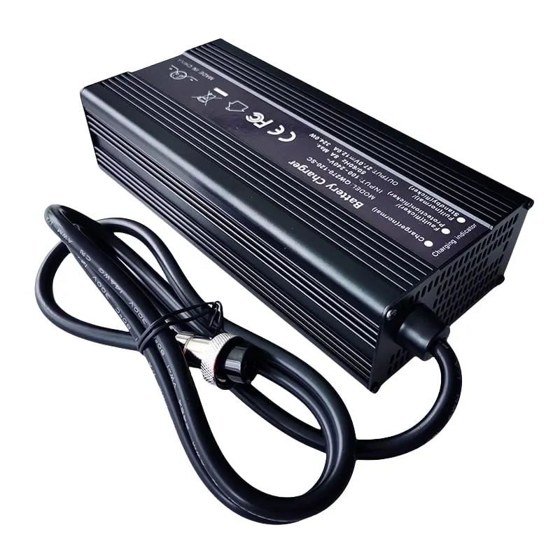 Vente directe en usine DC 14,4 V 14,6 V 25 a 600 W chargeur pour batterie lifepo4 4s 12 V 12,8 V avec PFC