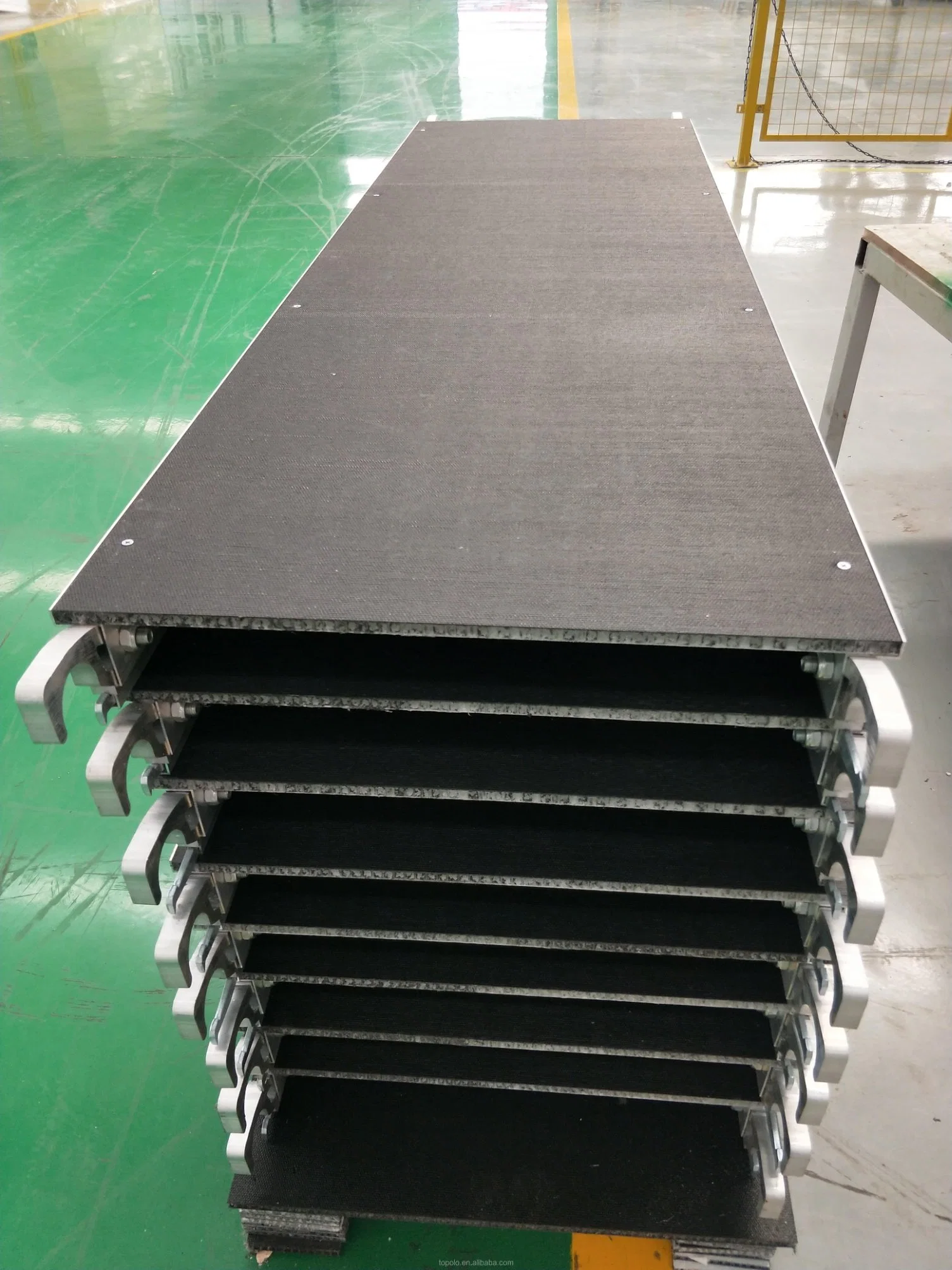 Surface Unti-UV Film-Coating Cfrt Honeycomb Panel Board