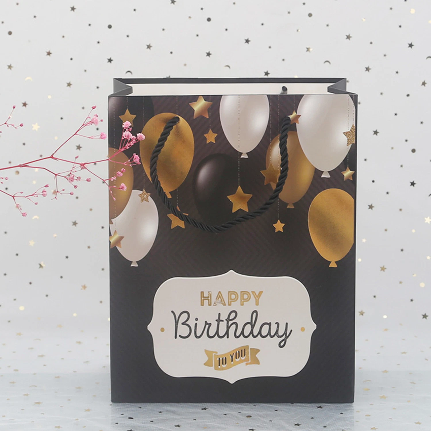 250g White Cardboard Printing Fashion Gold Balloons Stars Black Birthday Gift Bag and Color Customized Party Gift Paper Bag