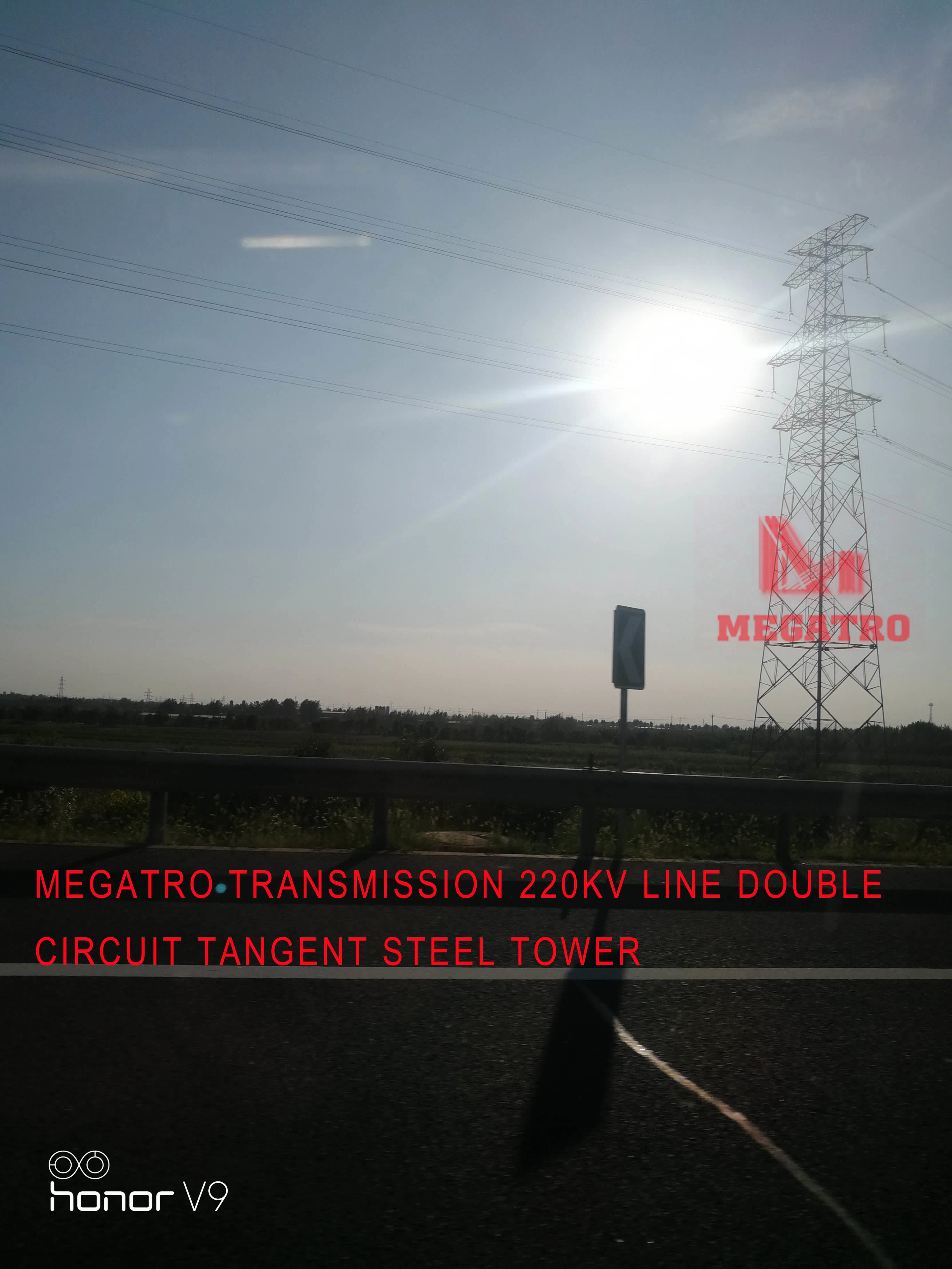 La línea de transmisión Megatro 220KV-220sz2 de doble circuito de la torre de Pylon