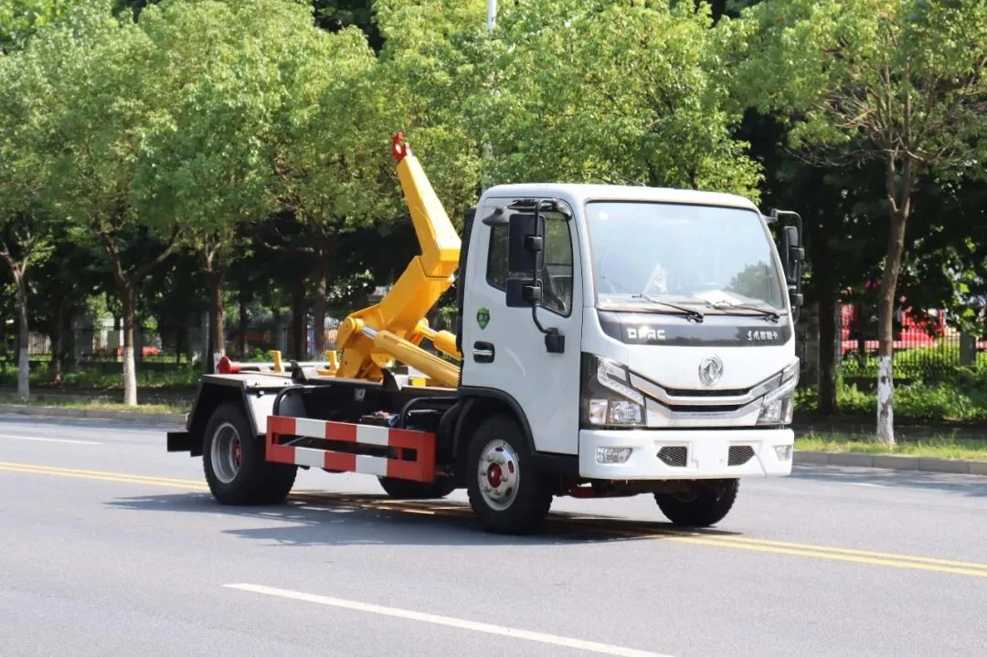 Preço barato novo Dongfeng D6 chassis gancho espaçoso precisão carregador Controlo integração sem costuras camião de recolha de lixo hidráulico com elevação por gancho para serviço pesado