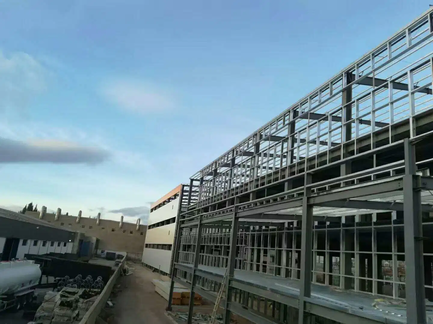 Prefabricated Metal Construction Industrial High quality/High cost performance  Portable Structure Frame Building Multi-Story Workshop