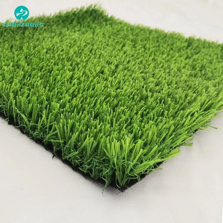 De bonne qualité de l'herbe Eco-Friendy Gazon synthétique de football de l'aménagement paysager magnifique Green élastique tapis de gazon Gazon artificiel Les animaux de compagnie Aire de jeu de football de jardin