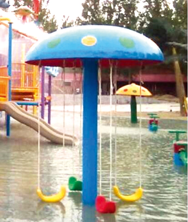 Parc de pulvérisation de l'équipement de l'eau de pluie de tube colonne parc aquatique pour enfants Jouets