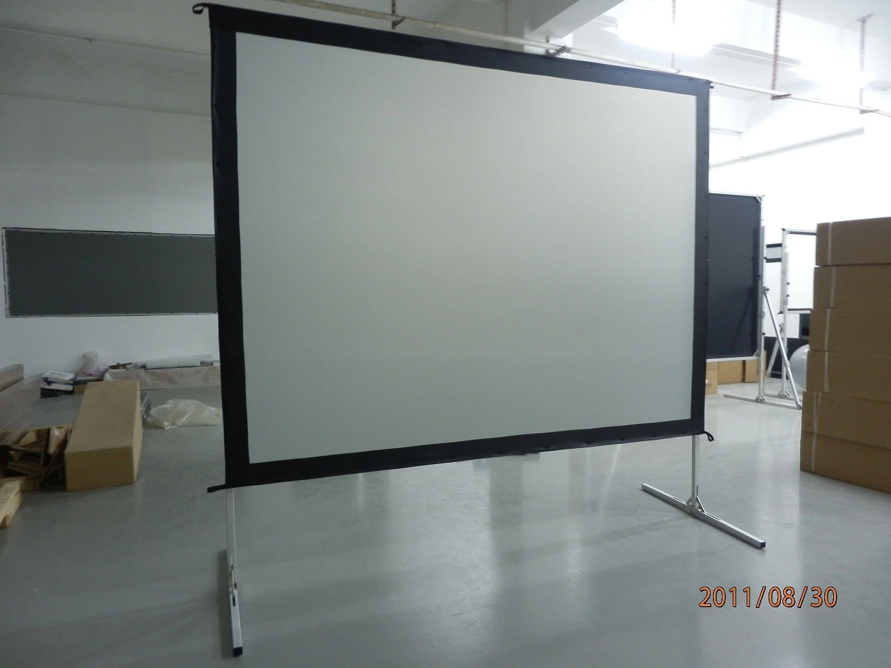 120 Inch 4: 3 Portable Foldaway Movie Theater Projector Screen