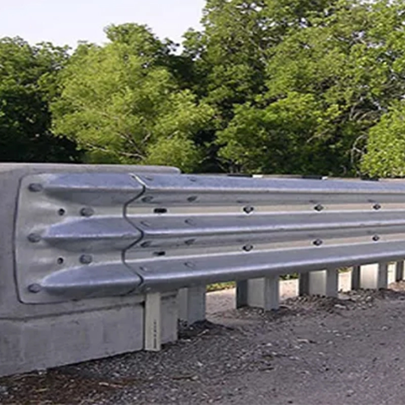 Stahl Fishtail Bullnose Anker Pufferbrücke Ende Thrie Beam Straßenbarriere für Indien