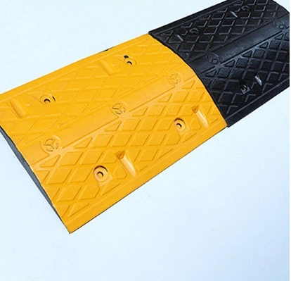 Black Yellow Road Rubber Car Ramp Speed Bump