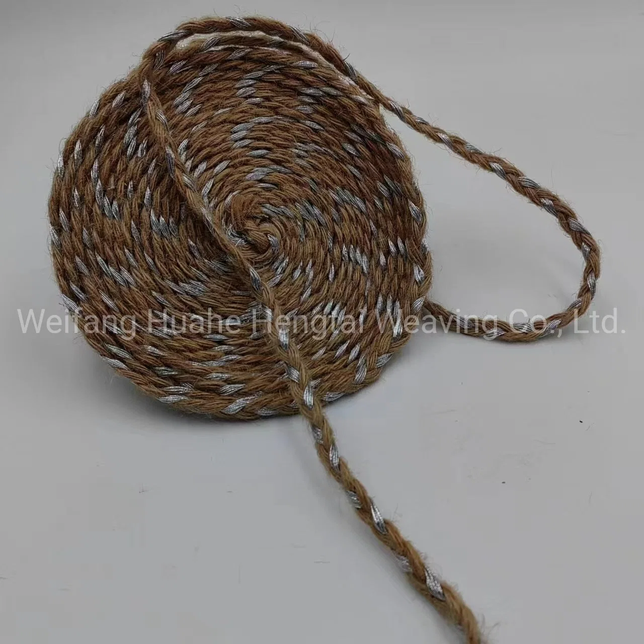 Vente directe d'usine chinoise - Corde en soie, jute et argent rétro pour tricot manuel DIY.