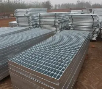 Indústria galvanizada a quente fabricante de grelhas em aço metálico resistente ao calor 30 * 3 galvanizou passagem Trench tampa de drenagem