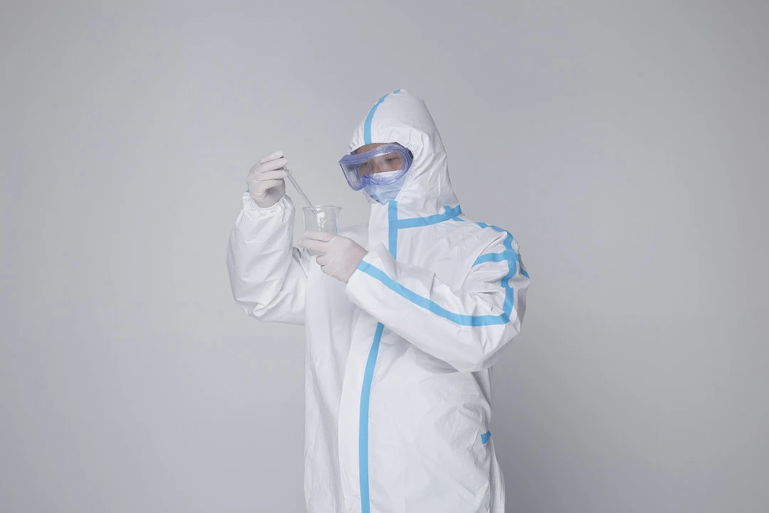 PP PE Disposable Medical Protective Clothing for Health Facility.