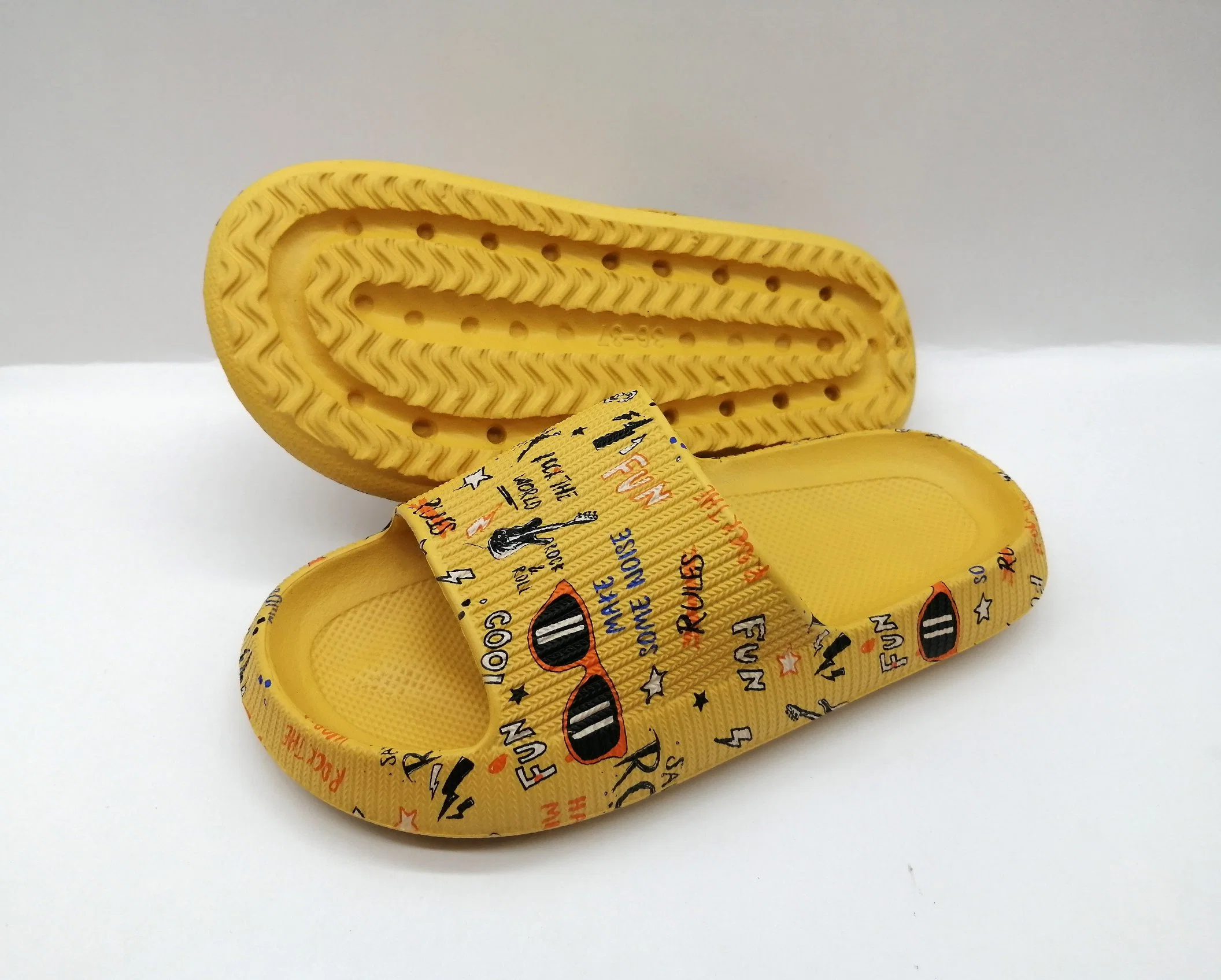 Wholesale/Supplier EVA Shoes with High quality/High cost performance  Rubber Plastic Sense Hot Sale New Style Outdoor Fashion Slipper Custom Slippers