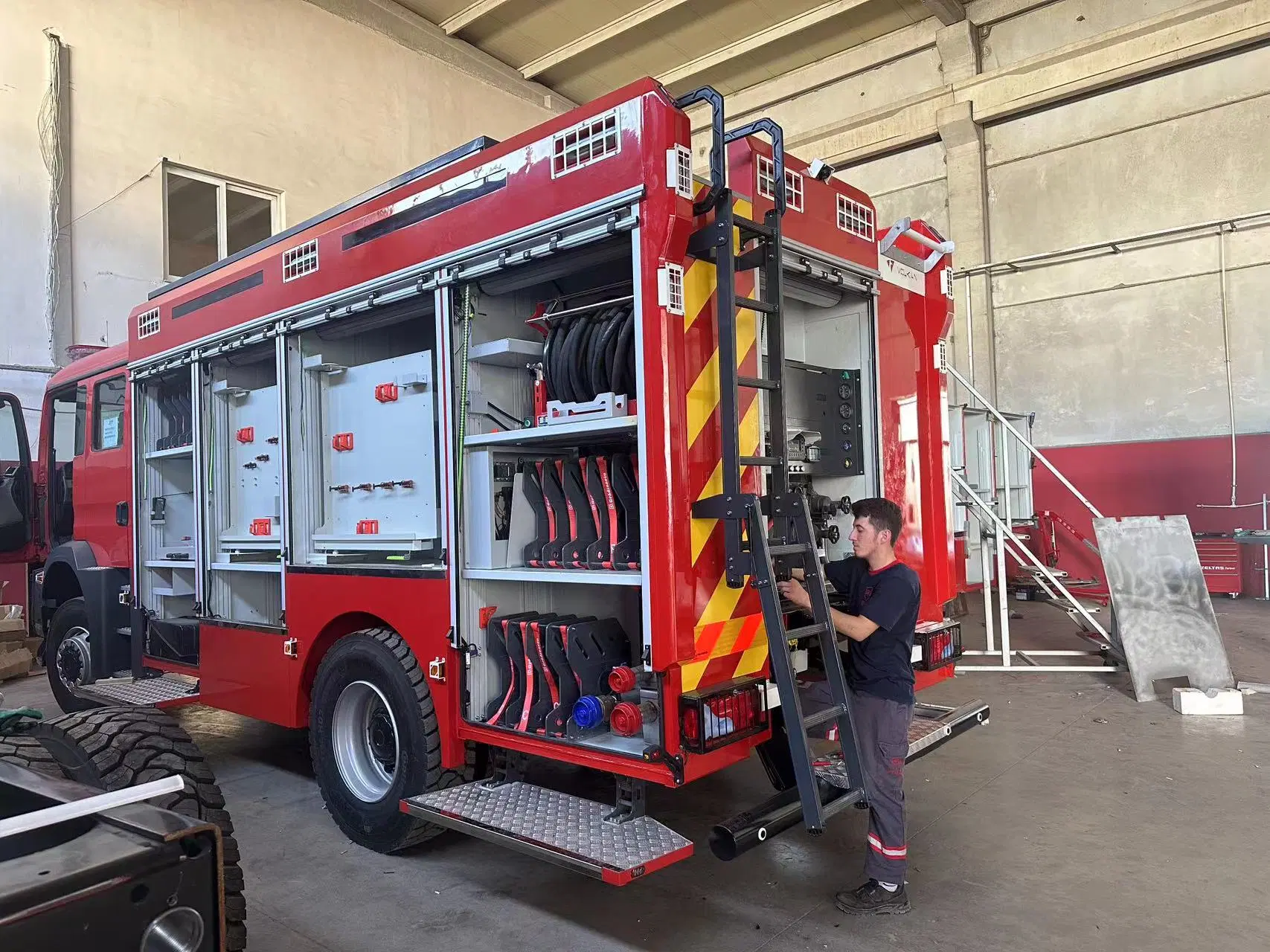 Hose Rock for Foam Fire Truck Customized