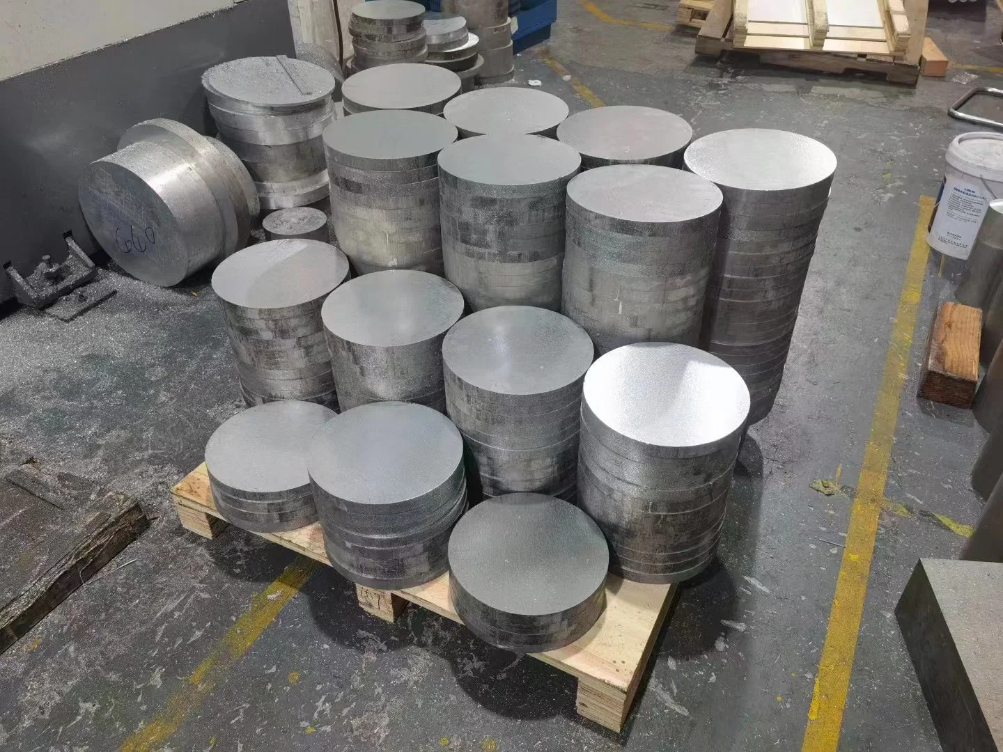 Aluminum Round Bar Aviation Grade 6023 6082 5083 6061 5052 5083 7075 T6 Alloy Aluminum Bar Rod Cutting Customized Size