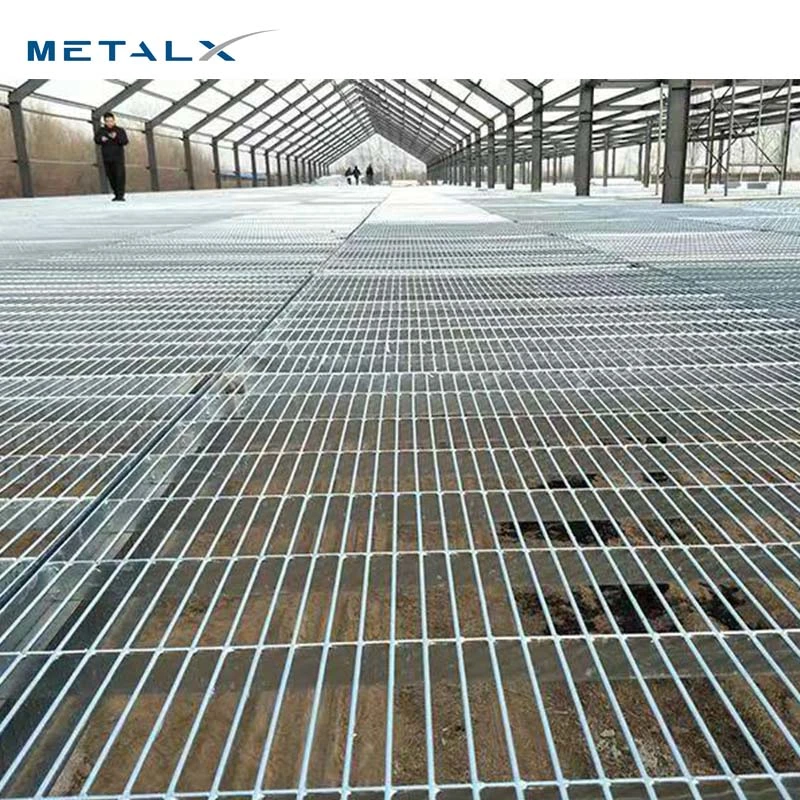 Hot DIP Galvanized Plain Type or Serrated Type Steel Walking Bar Grating with CE Approval for Industry Flooring and Mezzanine Grating