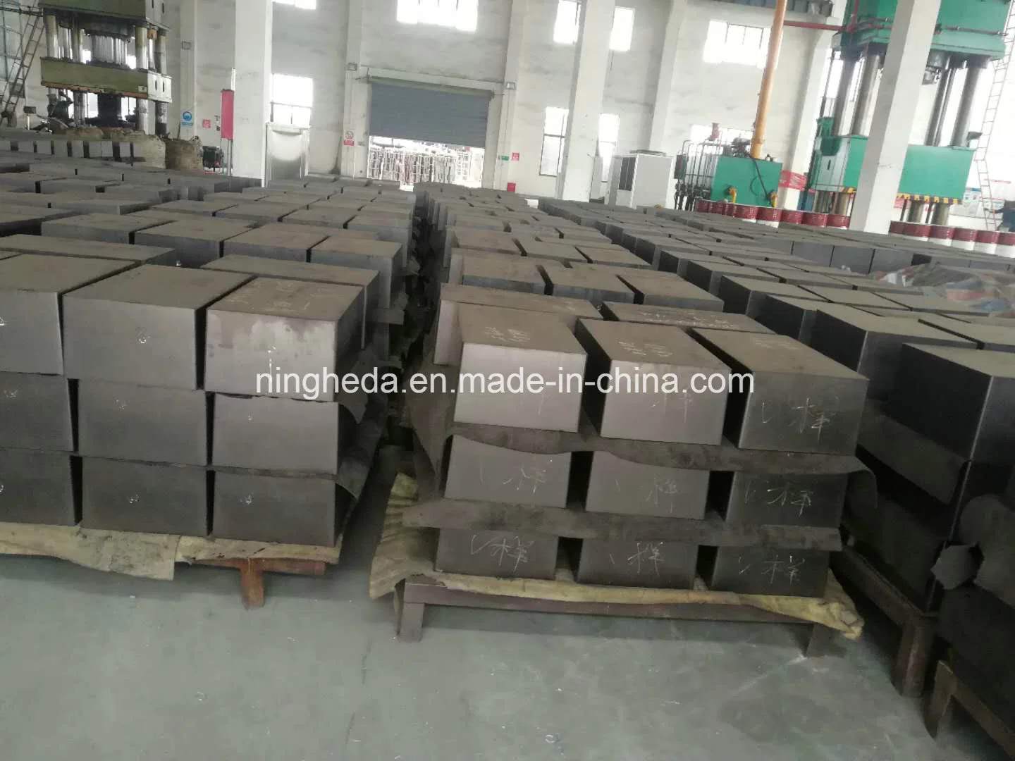 High Purity Graphite Rod Graohite Block From Chinese Factory