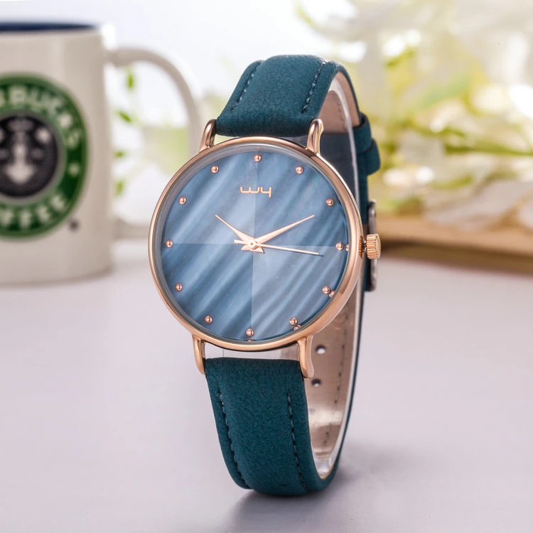 Lady Montre bracelet en cuir ODM OEM Wholesale/Supplier Fashion Watch (Wy-113D)