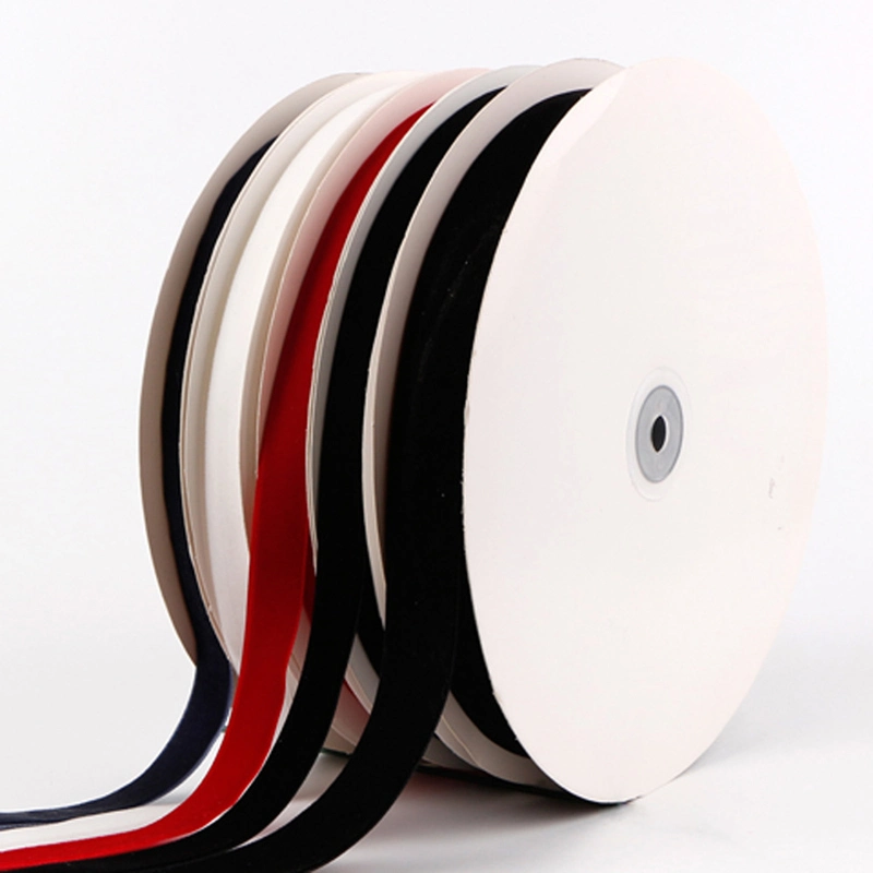 Comercio al por mayor Venta caliente personalizado 100% nylon en color con cable de la cinta de terciopelo