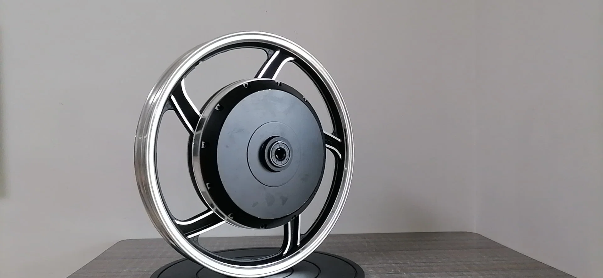 Zinc-Magnesium Alloy Die-Casting 3000W Electric Bicycle Wheel