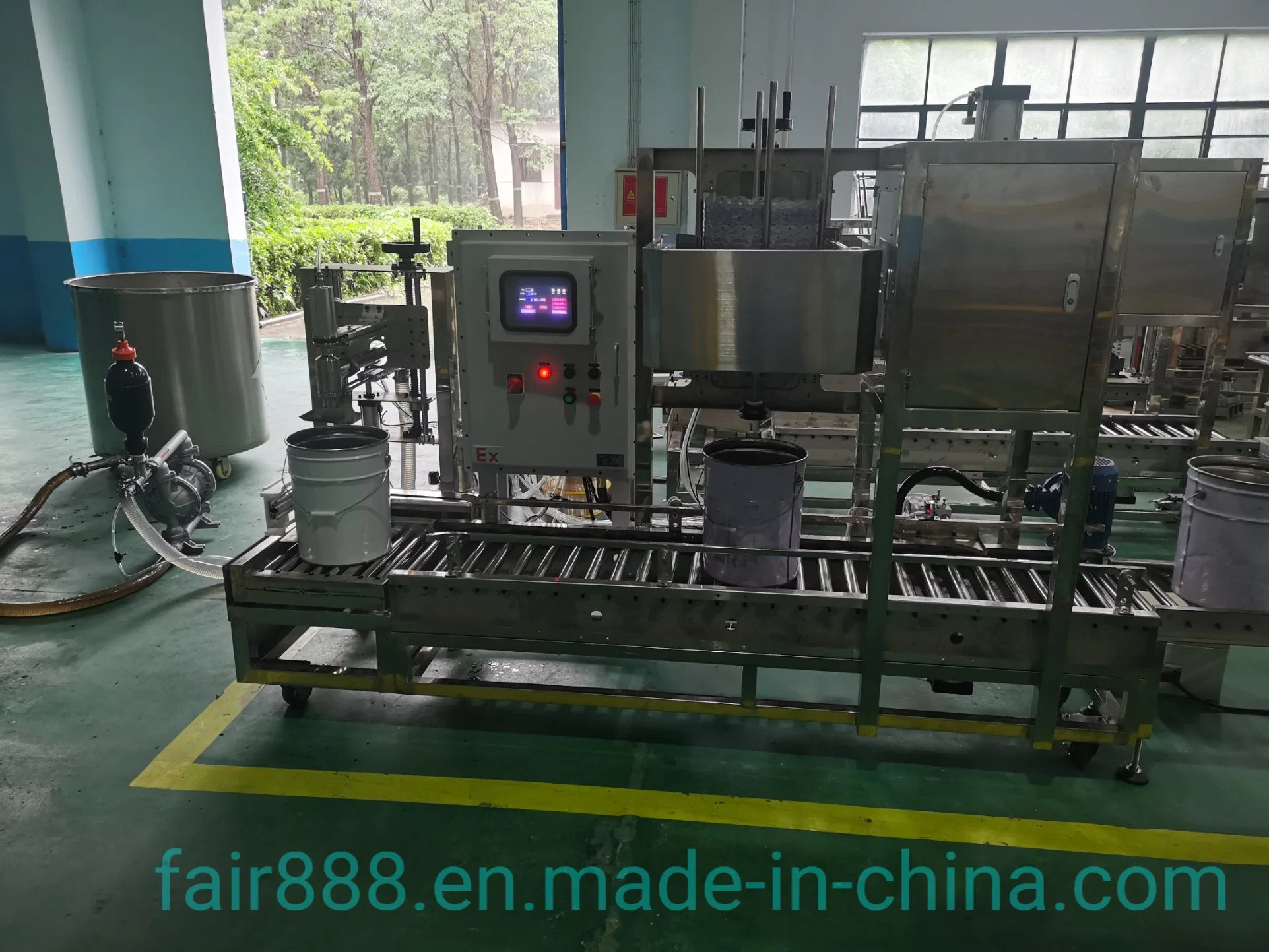 Aautomatic Filling Machine for High Viscosity Liquid Chemicals