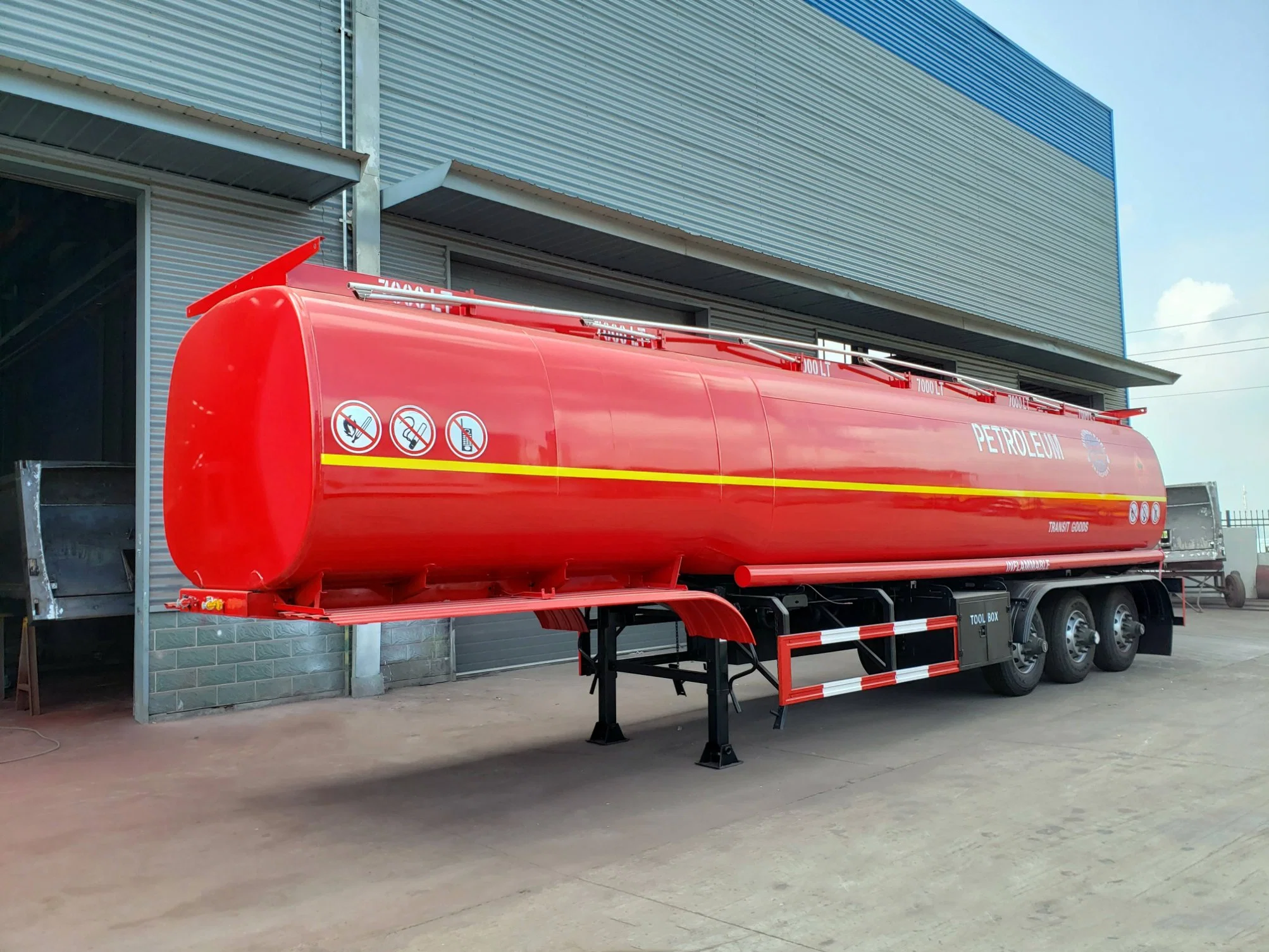 3 Axles 48000 Liters Oil Diesel Fuel Transport Used Fuel Tank Trailer