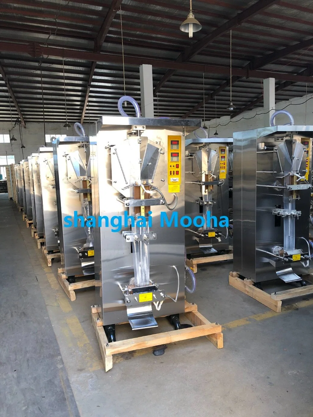 Pouch / Bag Liquid Water Filling Sealing Packing Machine Water Sachet Packaging Machinery
