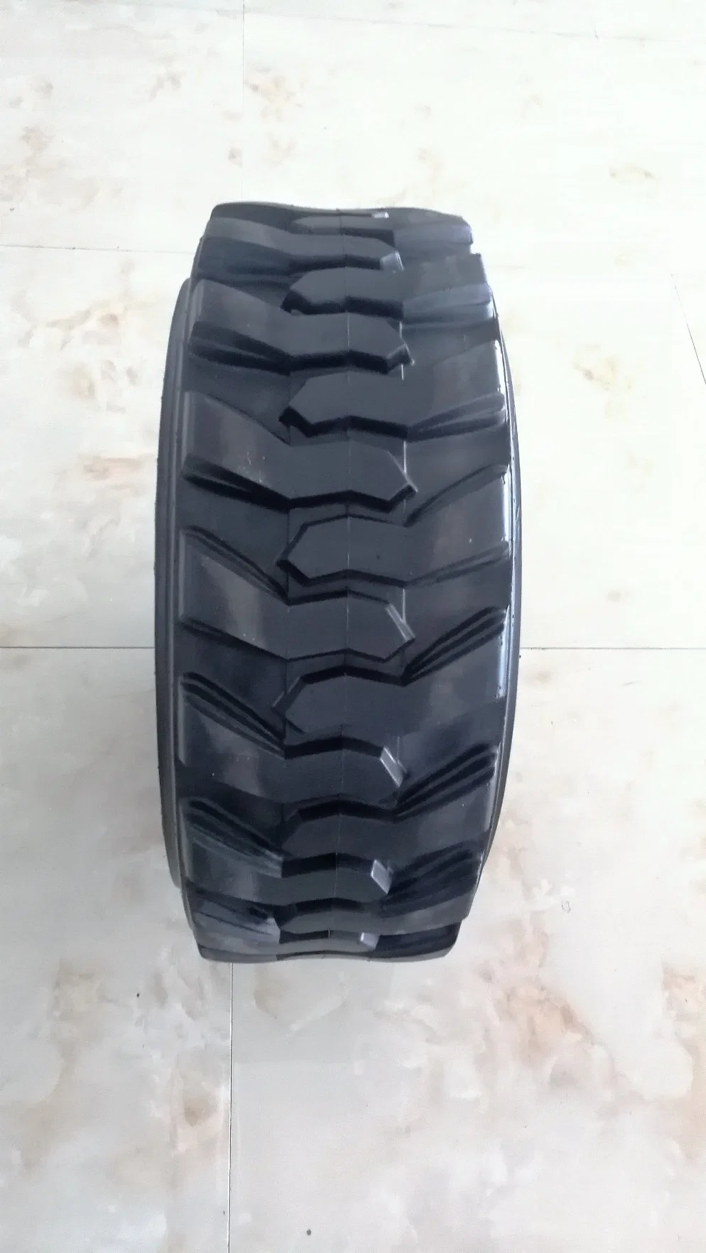 Industrial Pneumatic Tyre Skid Steer Loader Tyre Forklift Tyres L-2 10-16.5 12-16.5 14-17.5 15-19.5