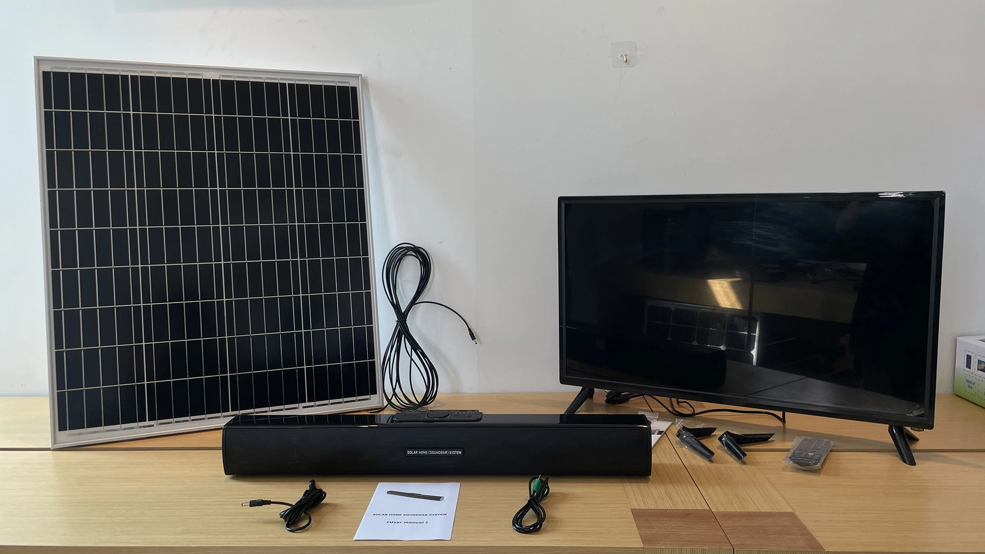 Pcv Solar Sound-Bar TV System for Solar Energy Storage Portable for Outdoor with 30-40 W Speakers Enjoy Your Music