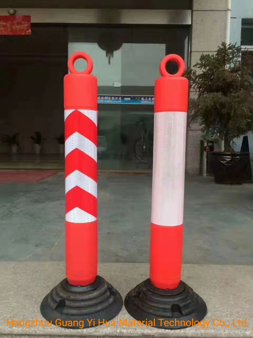 Flexible Delineator Customized Dependable PE Material Plastic Warning Bollard Traffic Post